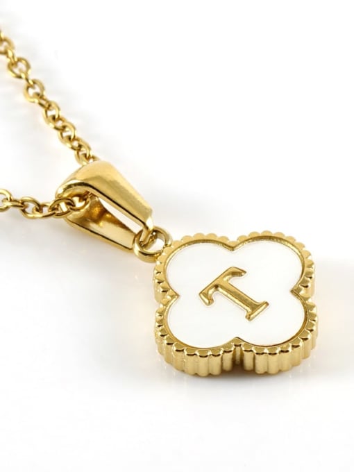 Four Leaf Letter Necklace - T - Tilbehør