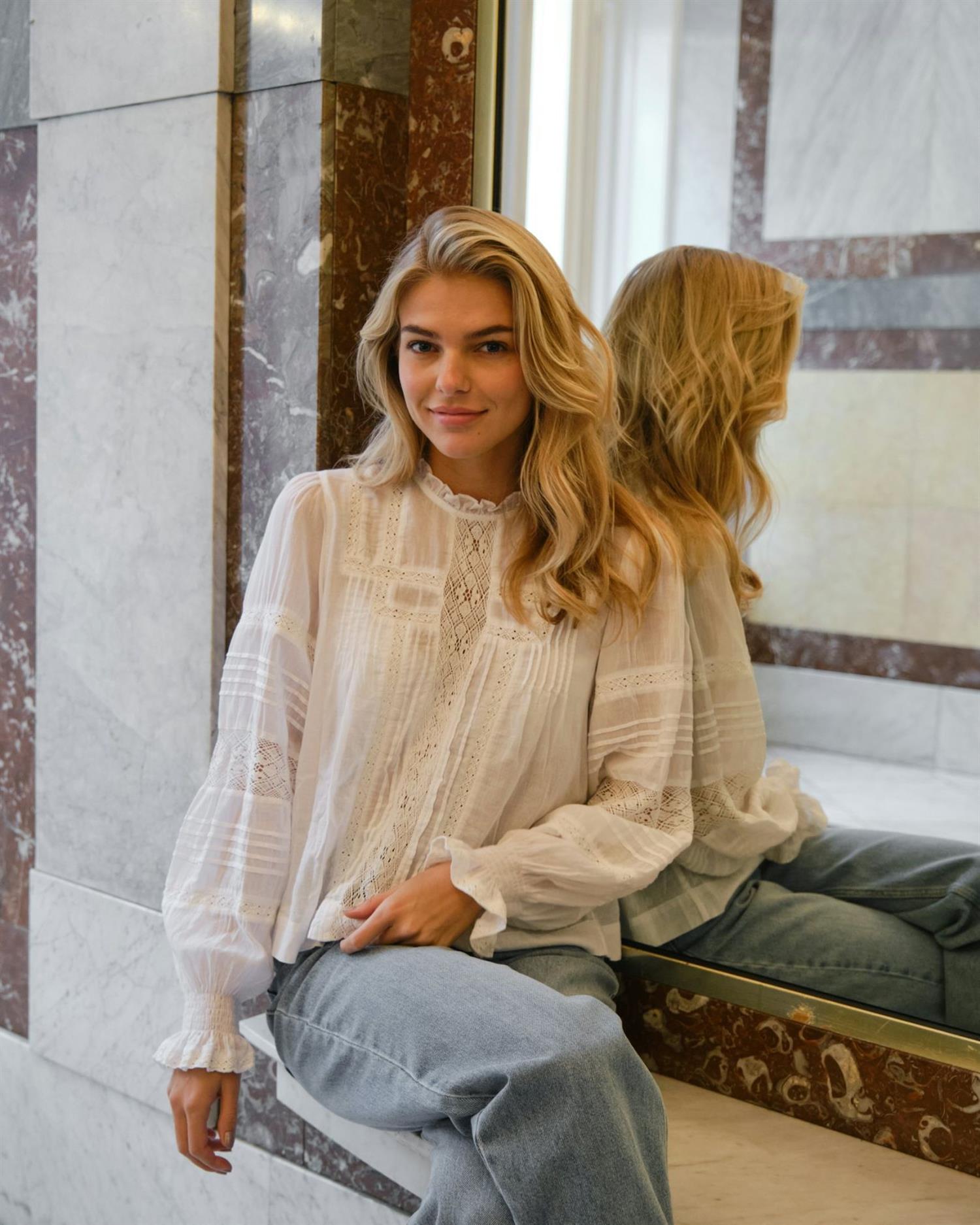 Ebba S Voile Blouse - Overdeler