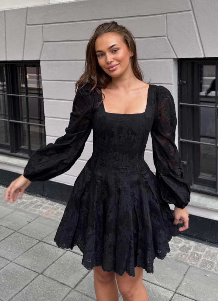 Sophie Lace Dress - Svart
