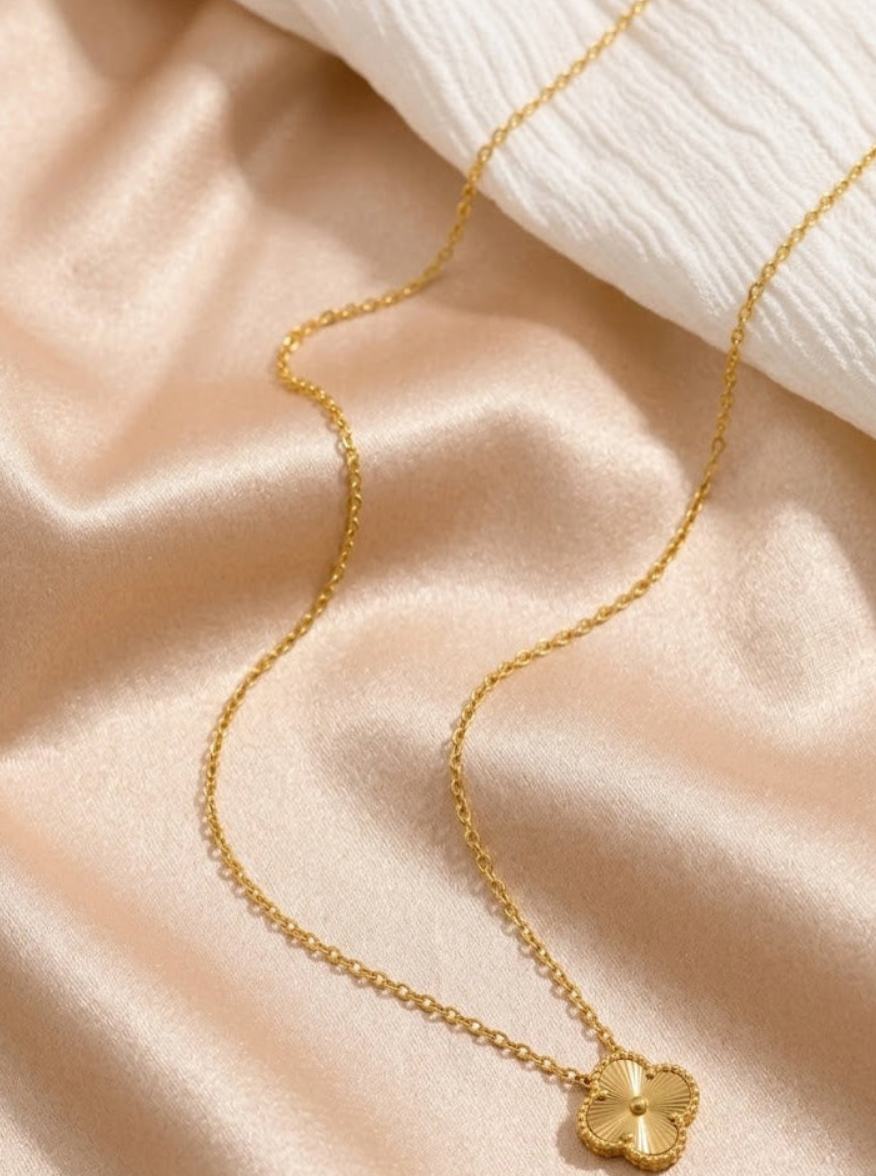 Gabby Clover Necklace