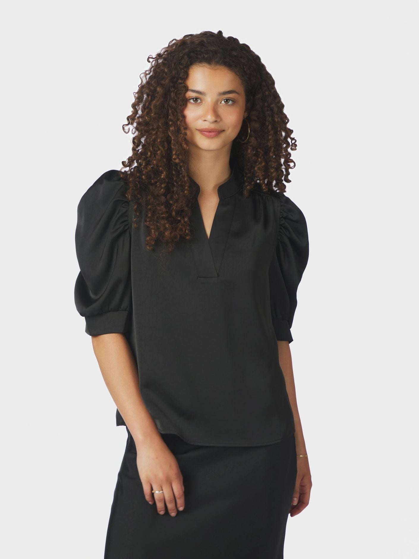 Roella Heavy Sateen Blouse - Black