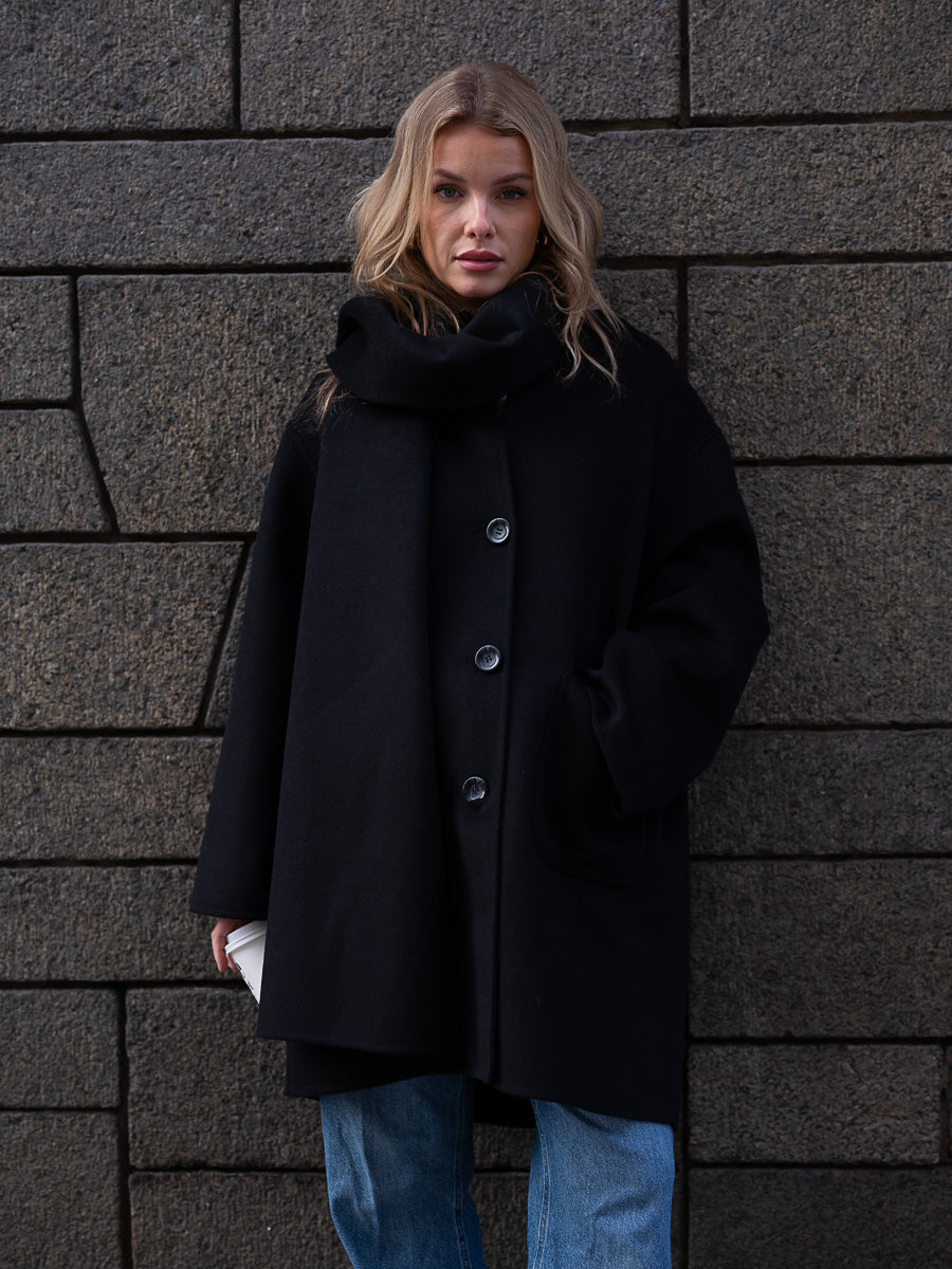 Sandy Wool Coat With Scarf