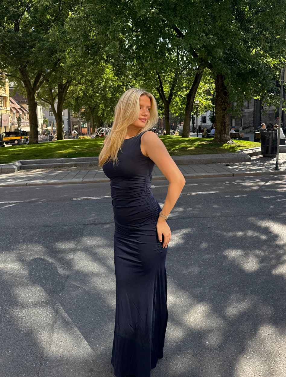 Annaic Maxi Dress - Navy