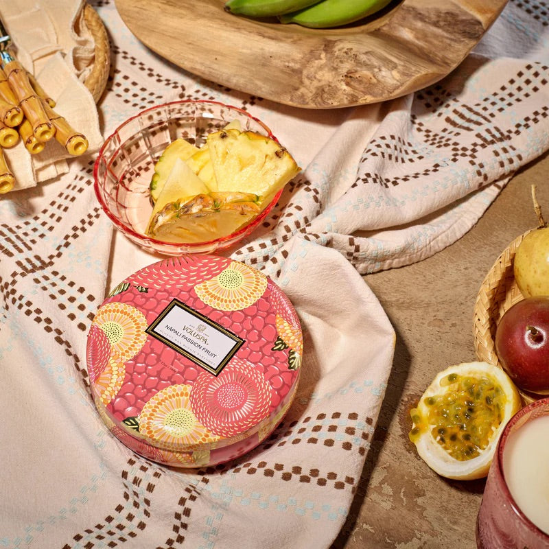 3-Wick Tin Candle 340g - Nãpoli Passion Fruits - Tilbehør