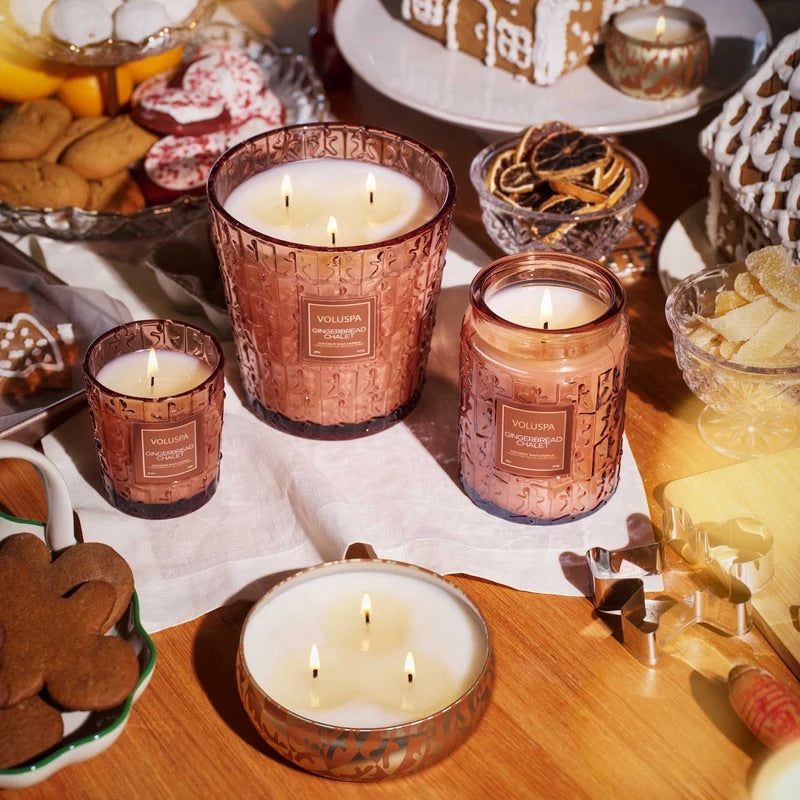 Classic Boxed Candle 184g - Gingerbread Chalet