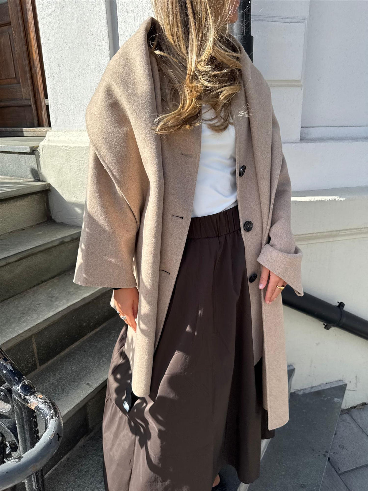 Sandy Wool Coat With Scarf