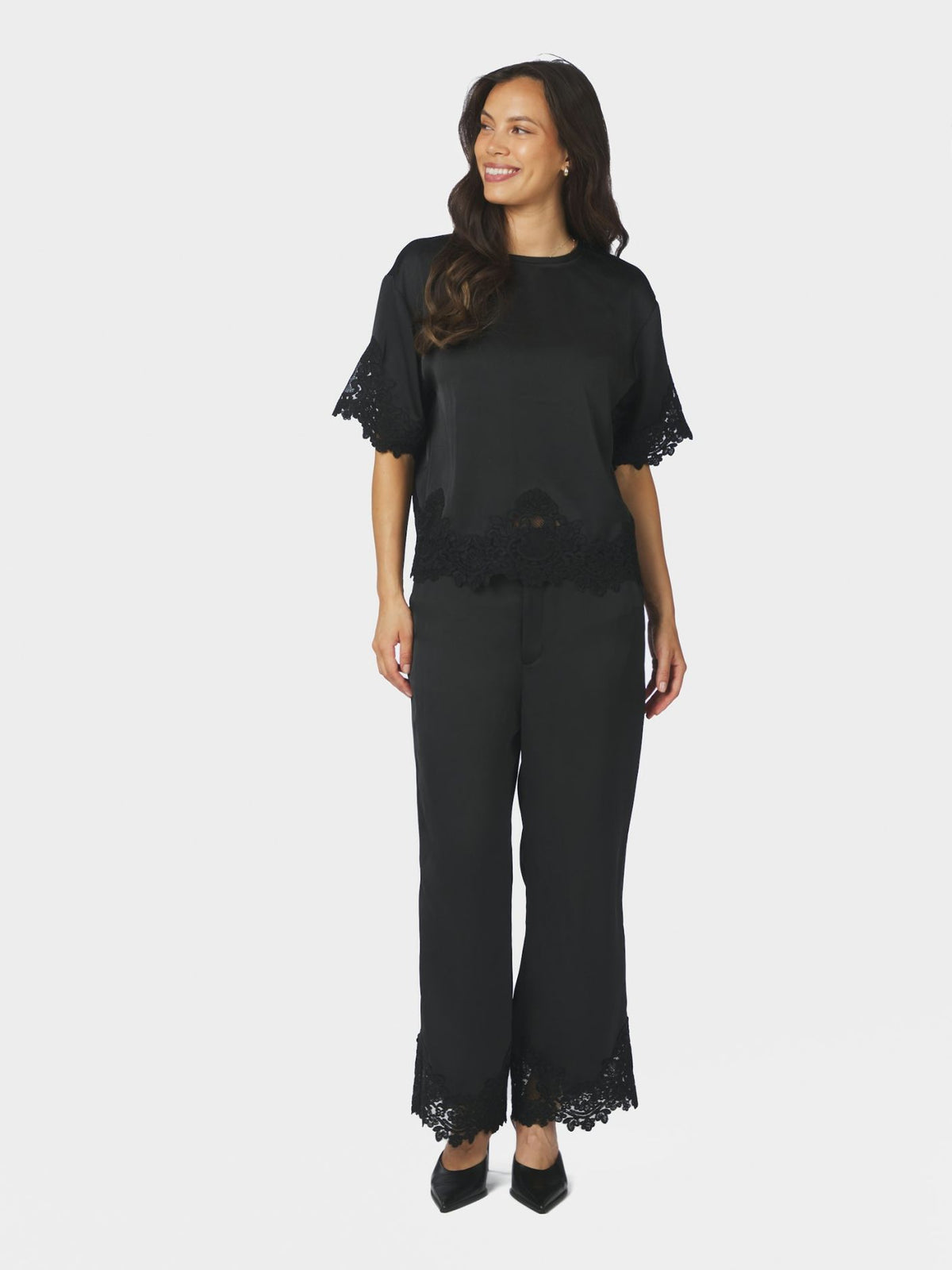 Elle Heavy Sateen Lace Top