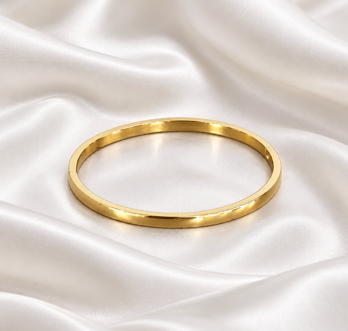 Camilla Bangle Bracelet