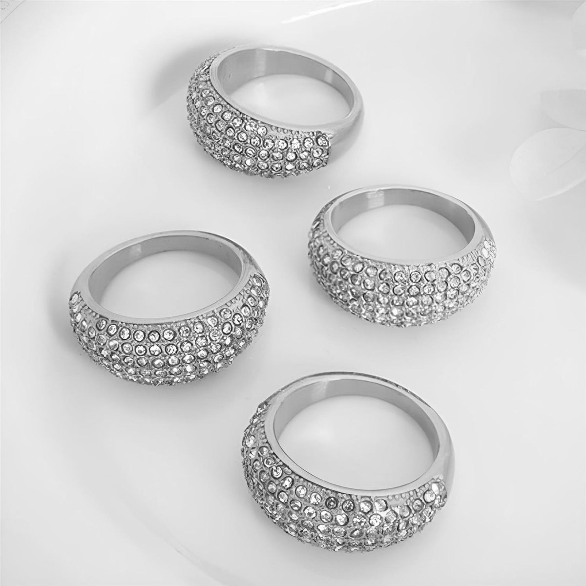 Rina Ring