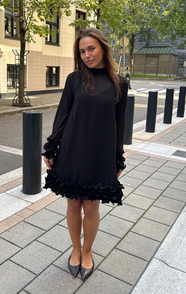 Latania Dress