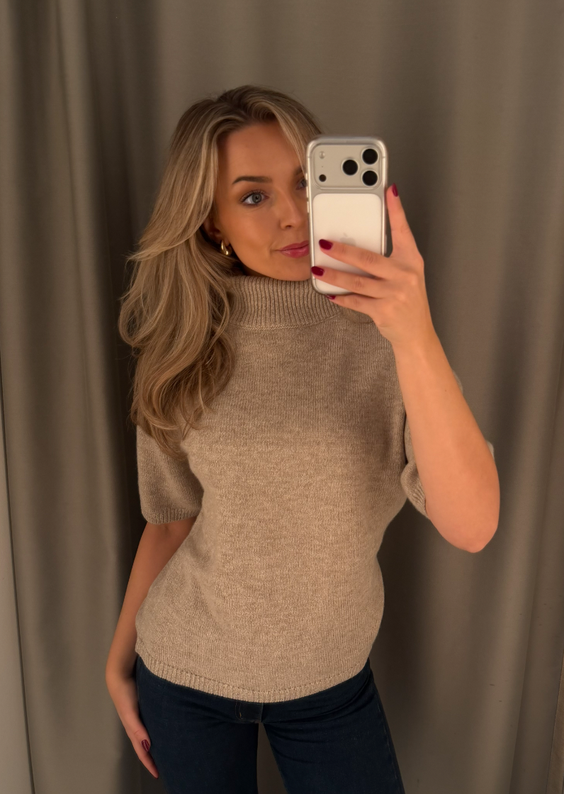 Arwyn SS Turtleneck