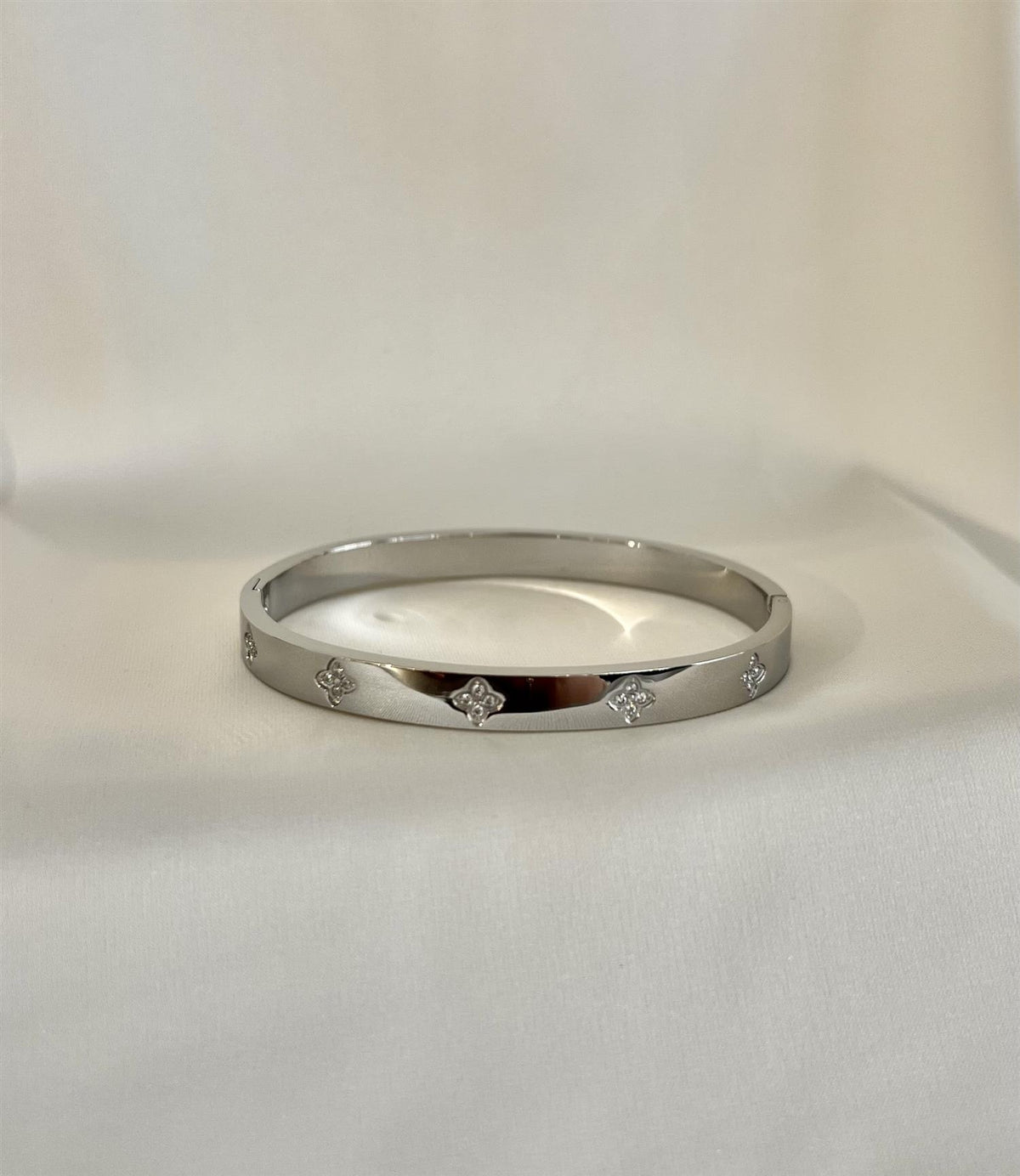 Ariel Bangle Bracelet - Silver