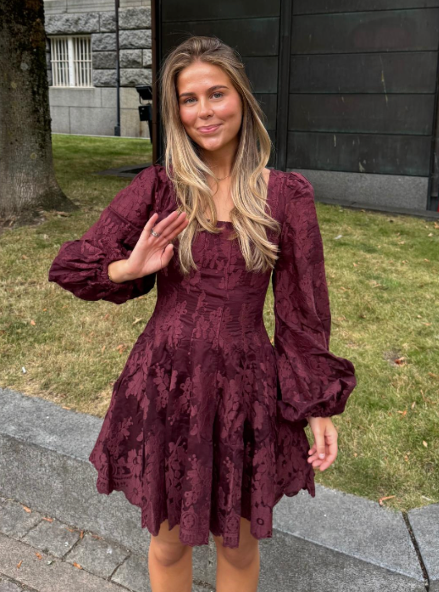 Sophie Lace Dress - Bordeaux
