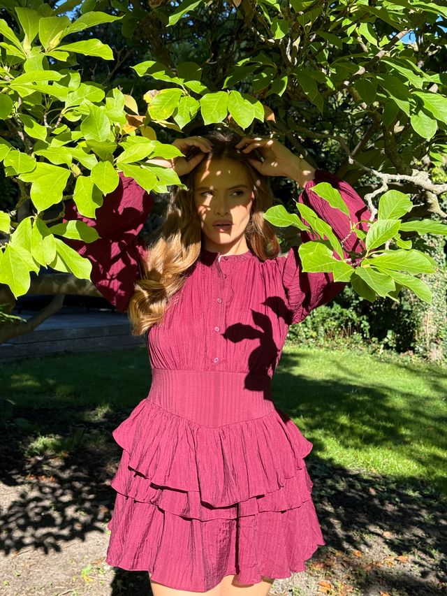 Alaya Mini Ruffle Dress - Mulberry - Kjoler