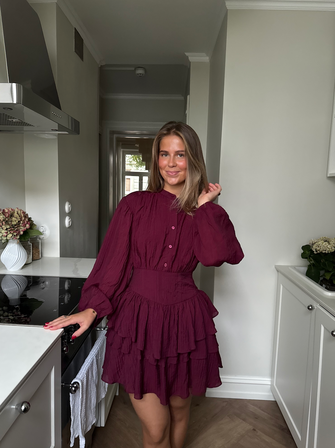 Alaya Mini Ruffle Dress - Mulberry - Kjoler