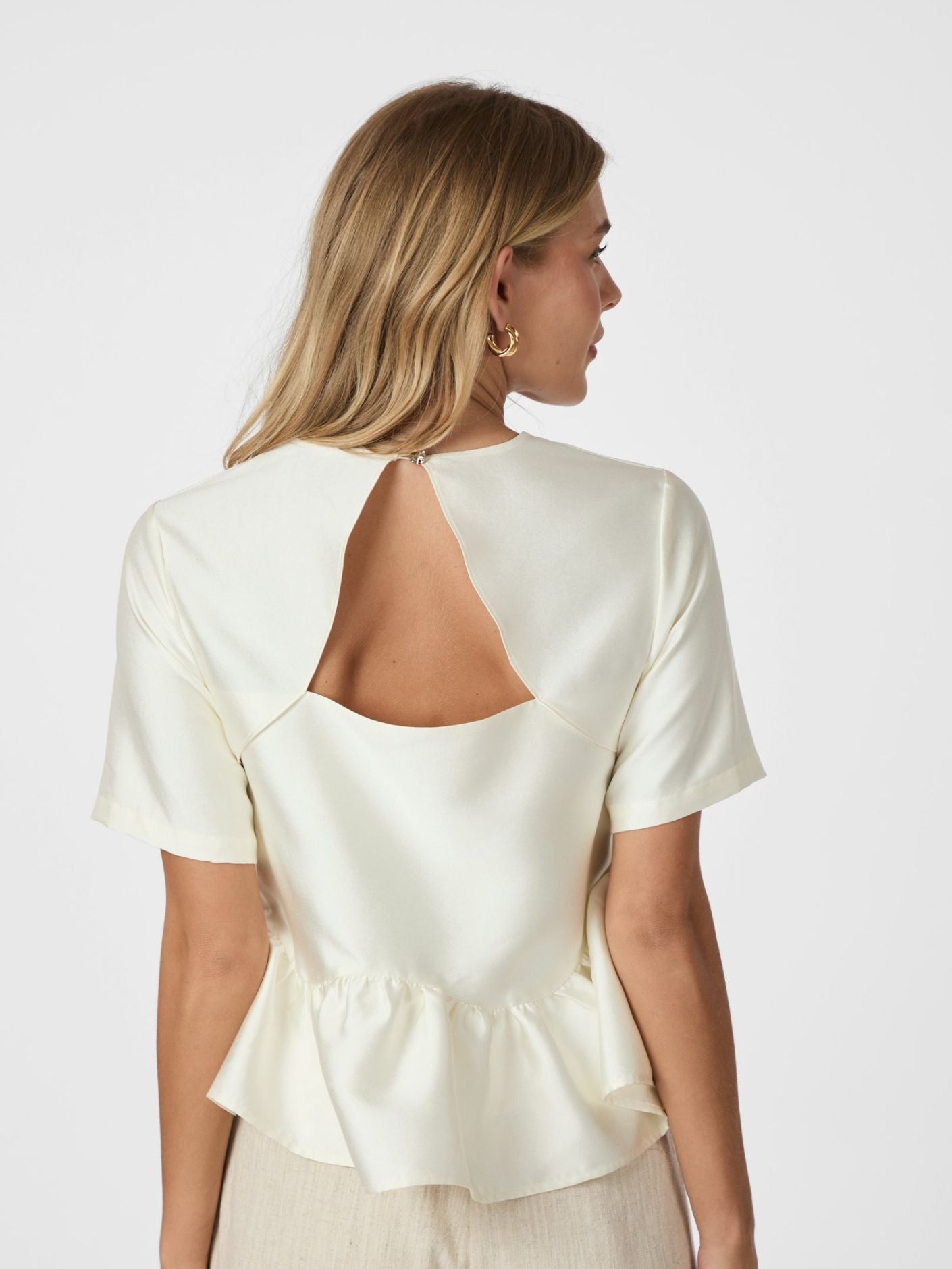 Alva Dull Satin Blouse - Overdeler