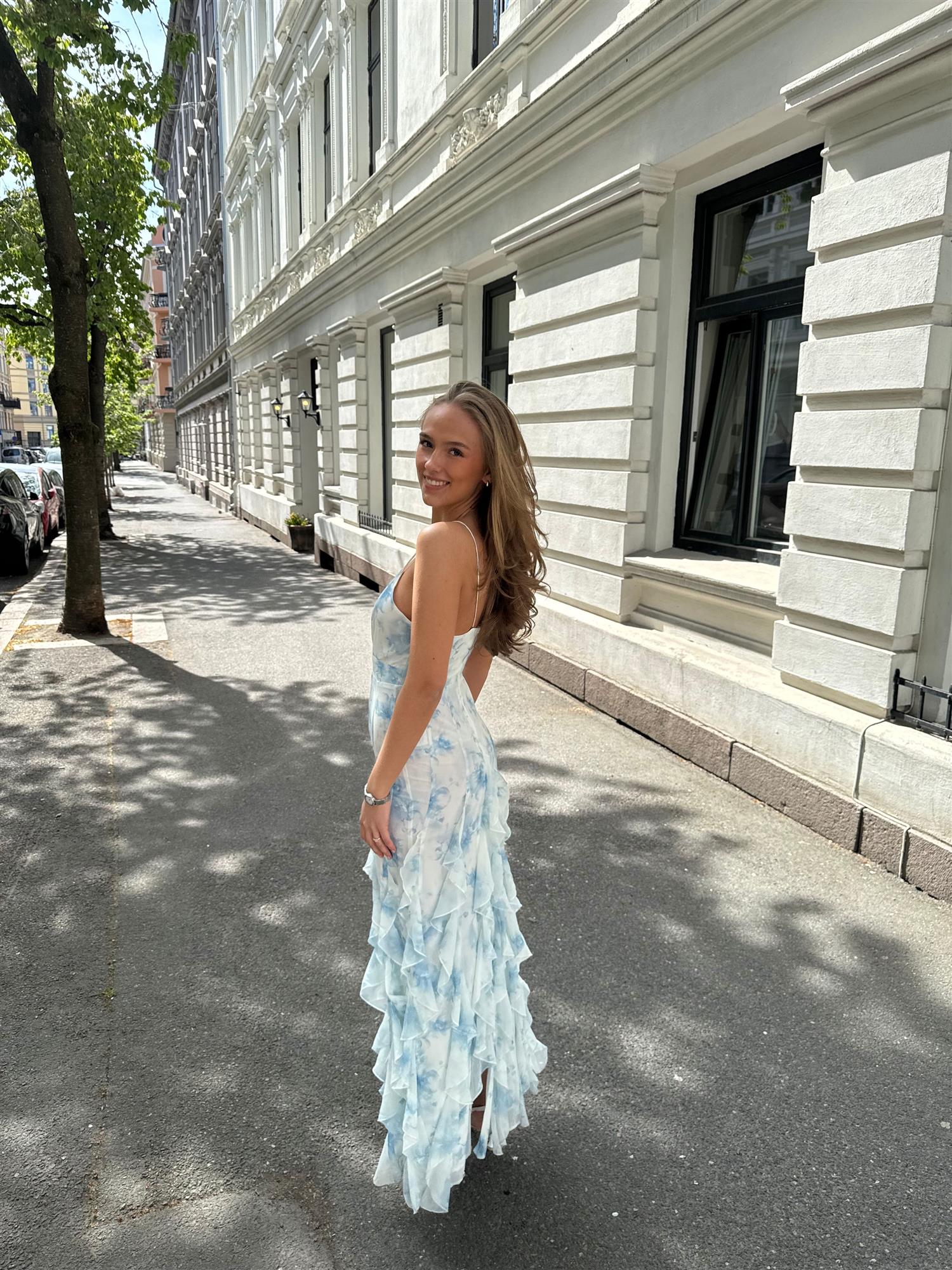 Aria Ruffle Dress - Kjoler