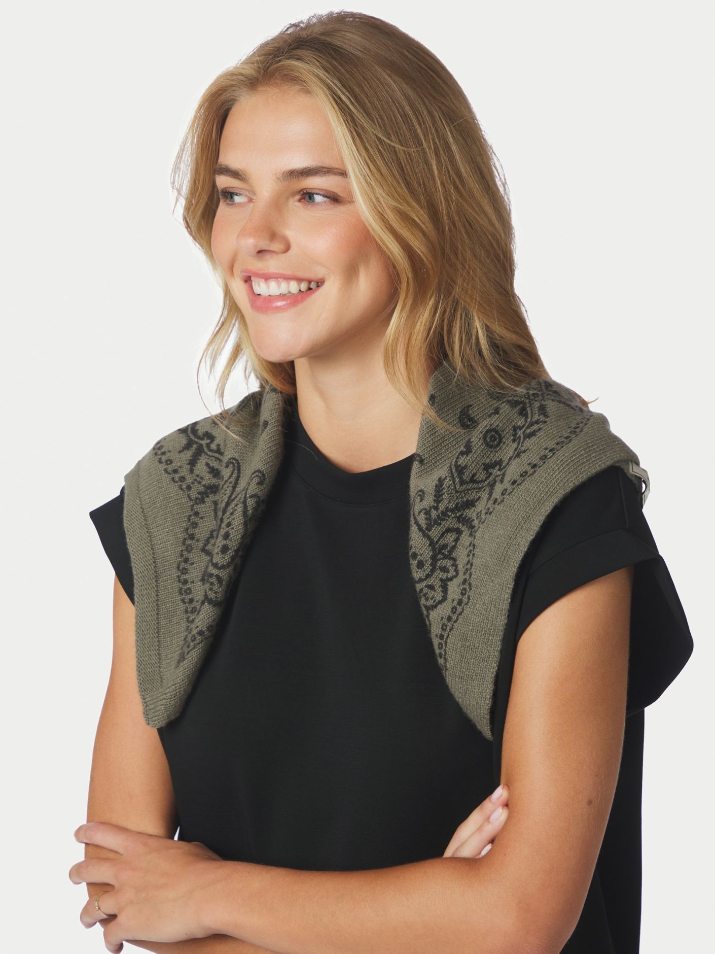 Adelina Paisley Knit Scarf