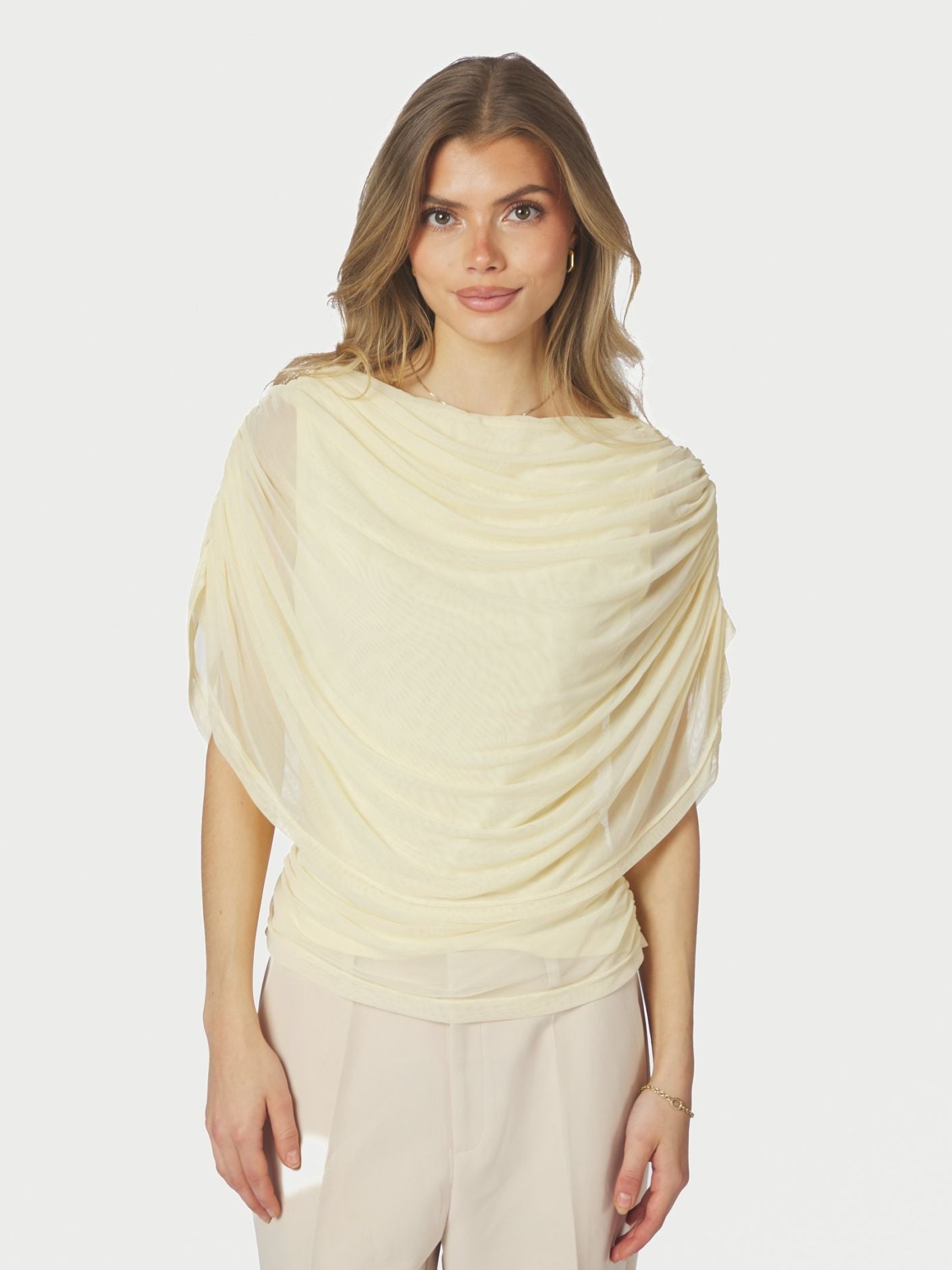 Cottuna Drapy Mesh Top