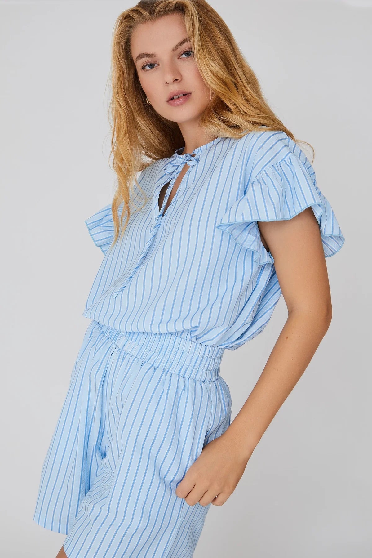 Bell Shorts - Shorts