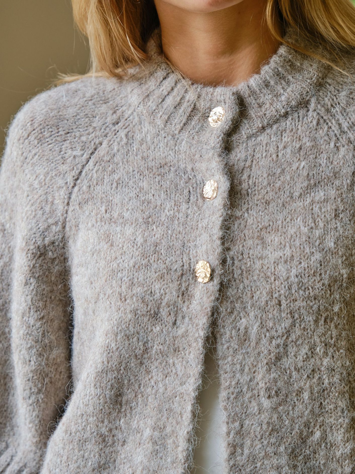 Benuta Fluffy Knit Cardigan - Overdeler