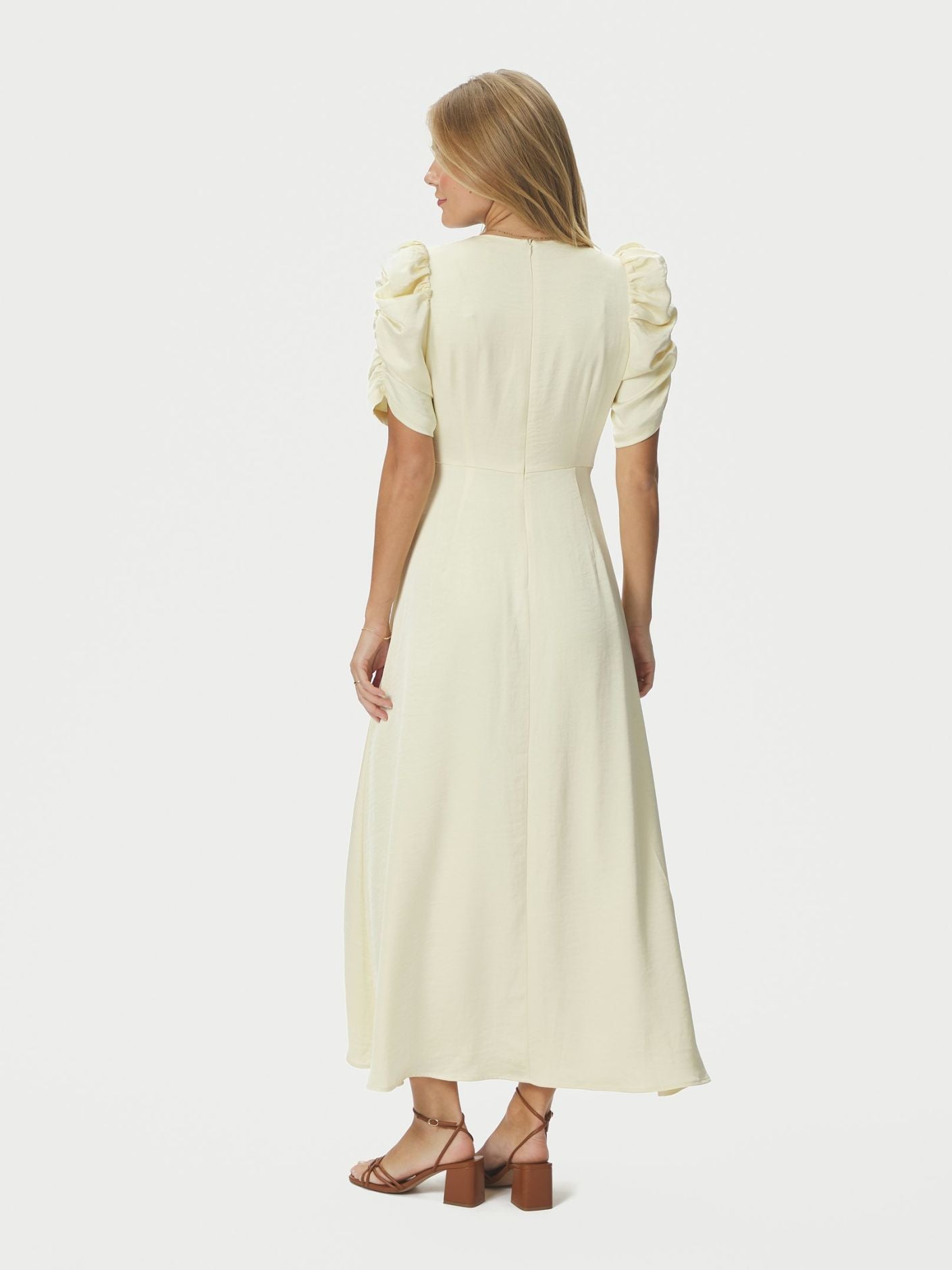 Benuti Solid Dress - Kjoler