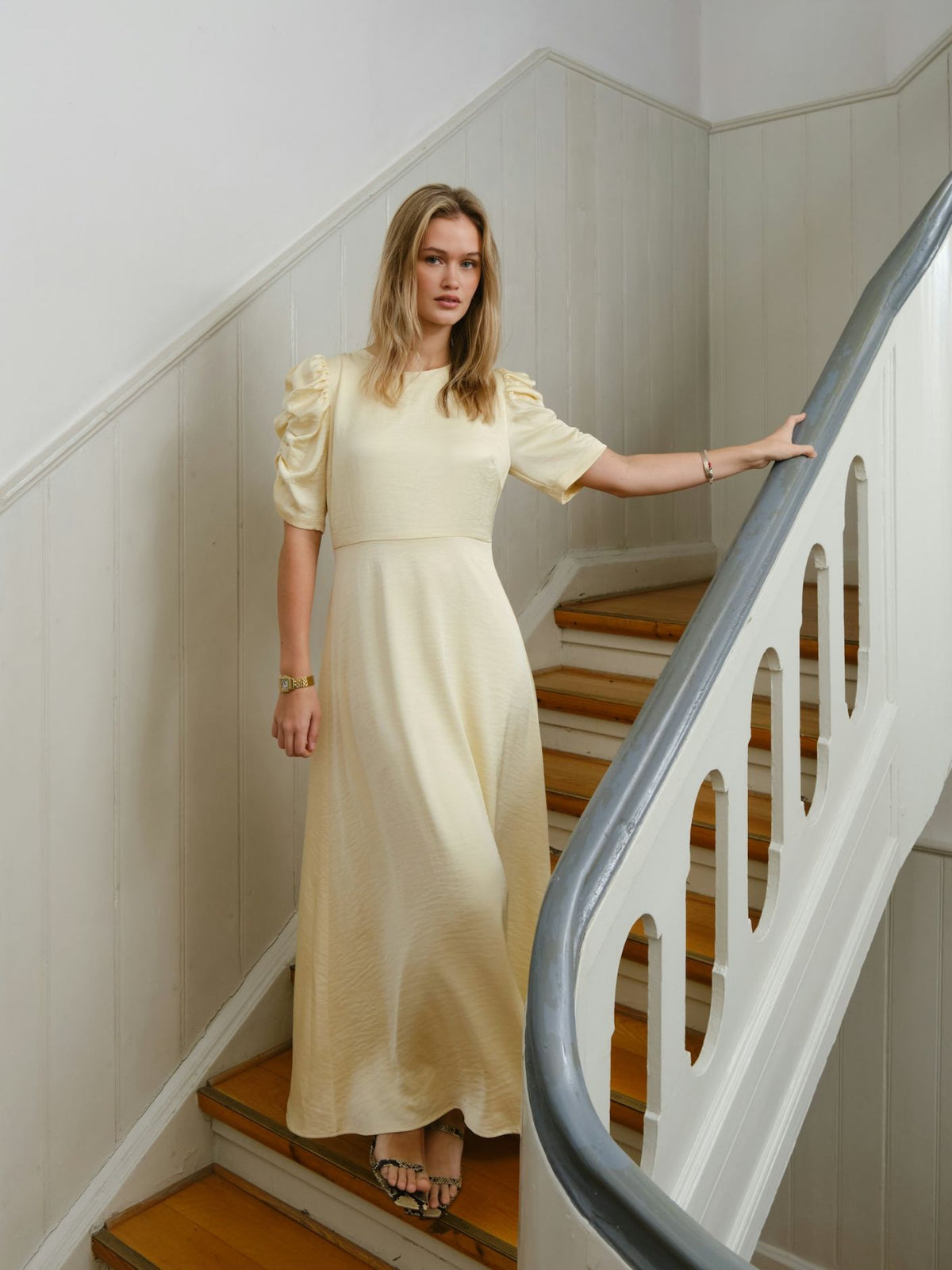 Benuti Solid Dress - Kjoler