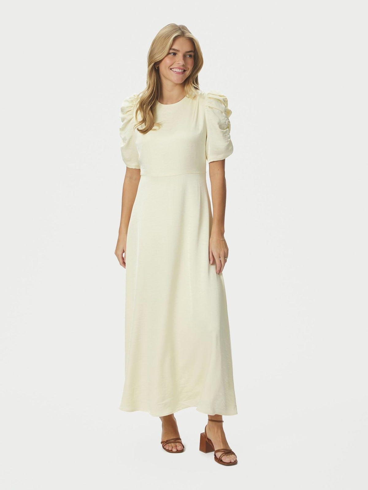 Benuti Solid Dress - Kjoler