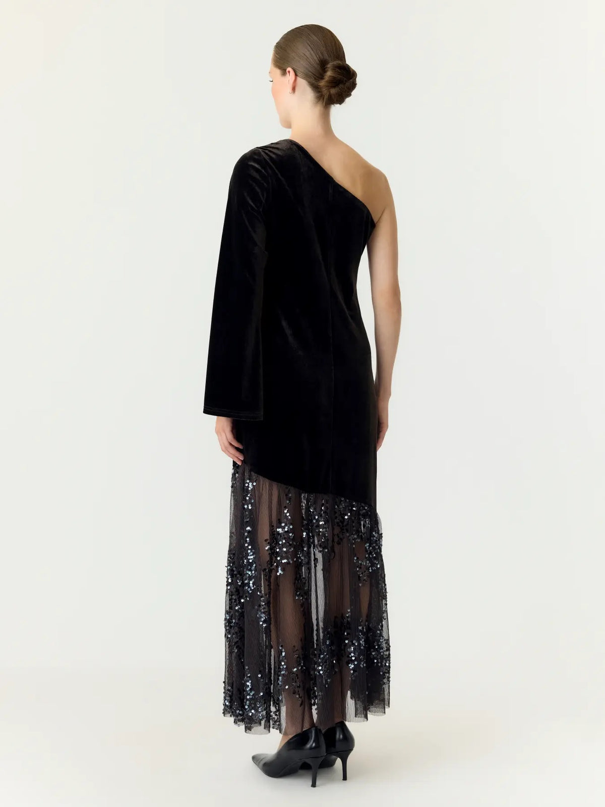 Yastera OS Long Velvet Dress