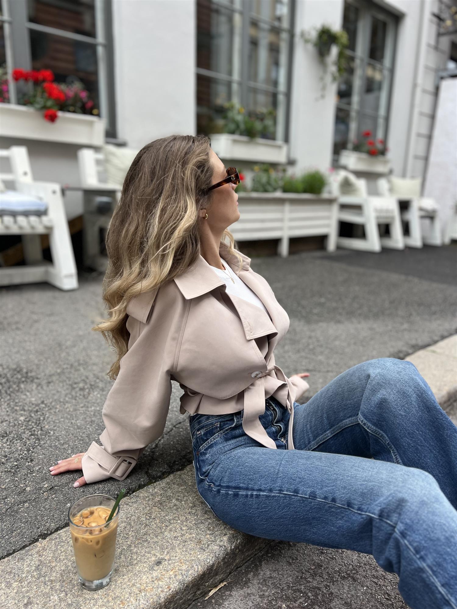 Carla Trench Jakker