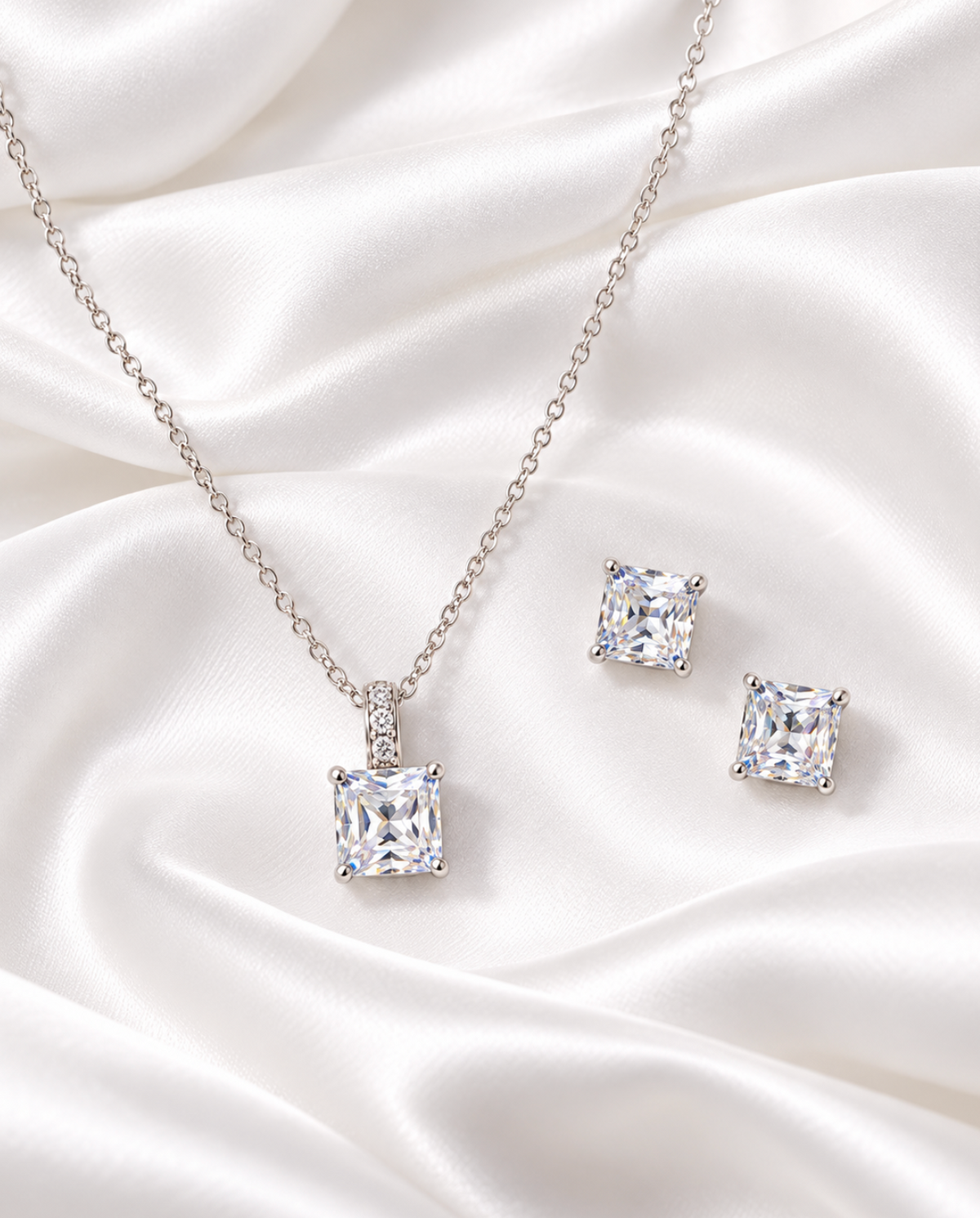 Ella Necklace