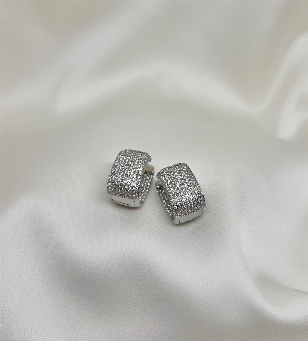Viola Earring