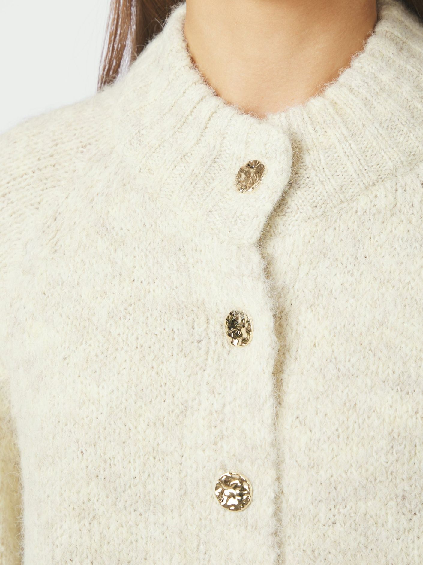 Benuta Fluffy Knit Cardigan - Ivory