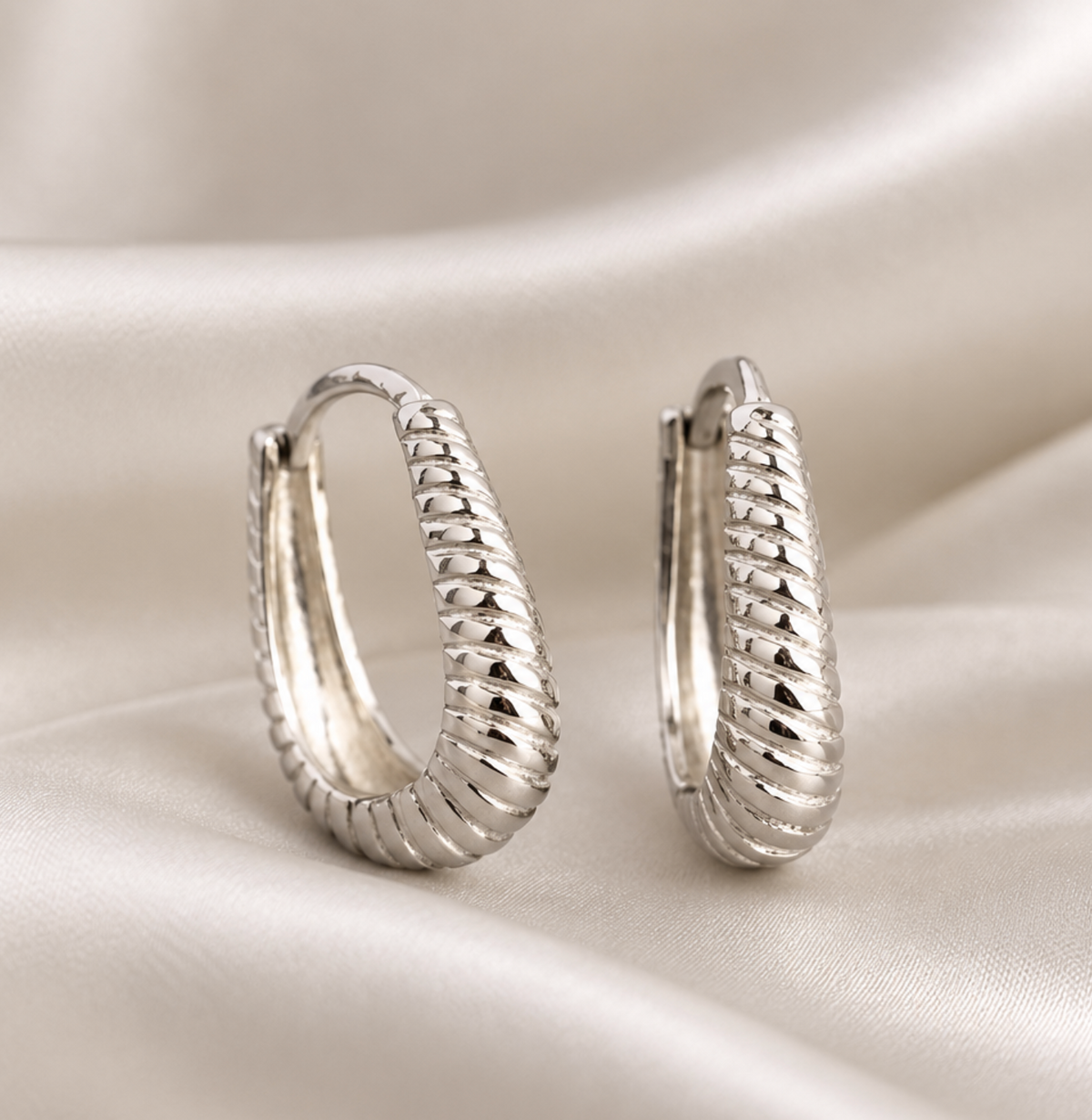 Eira Earring