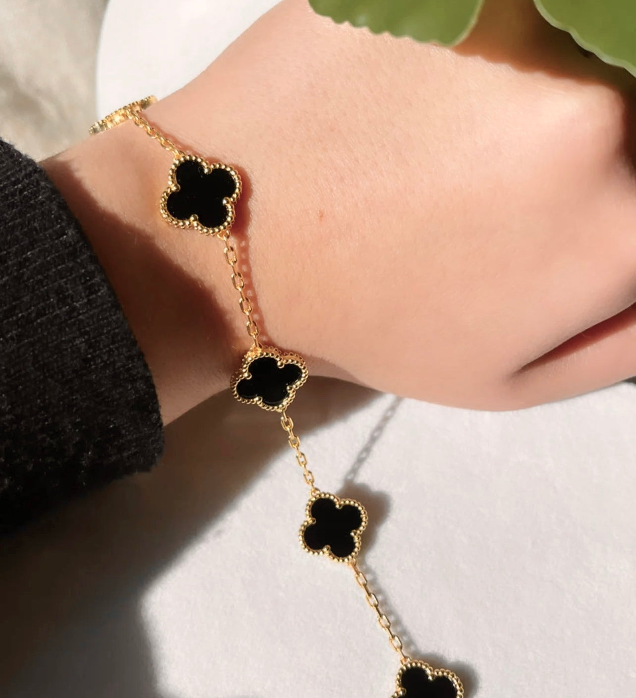 Haily Four Leaf Bracelet Black - Tilbehør