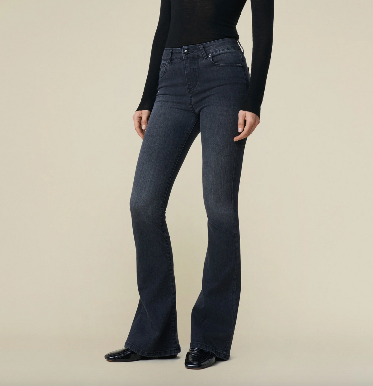 Raval-16 Donatella Black
