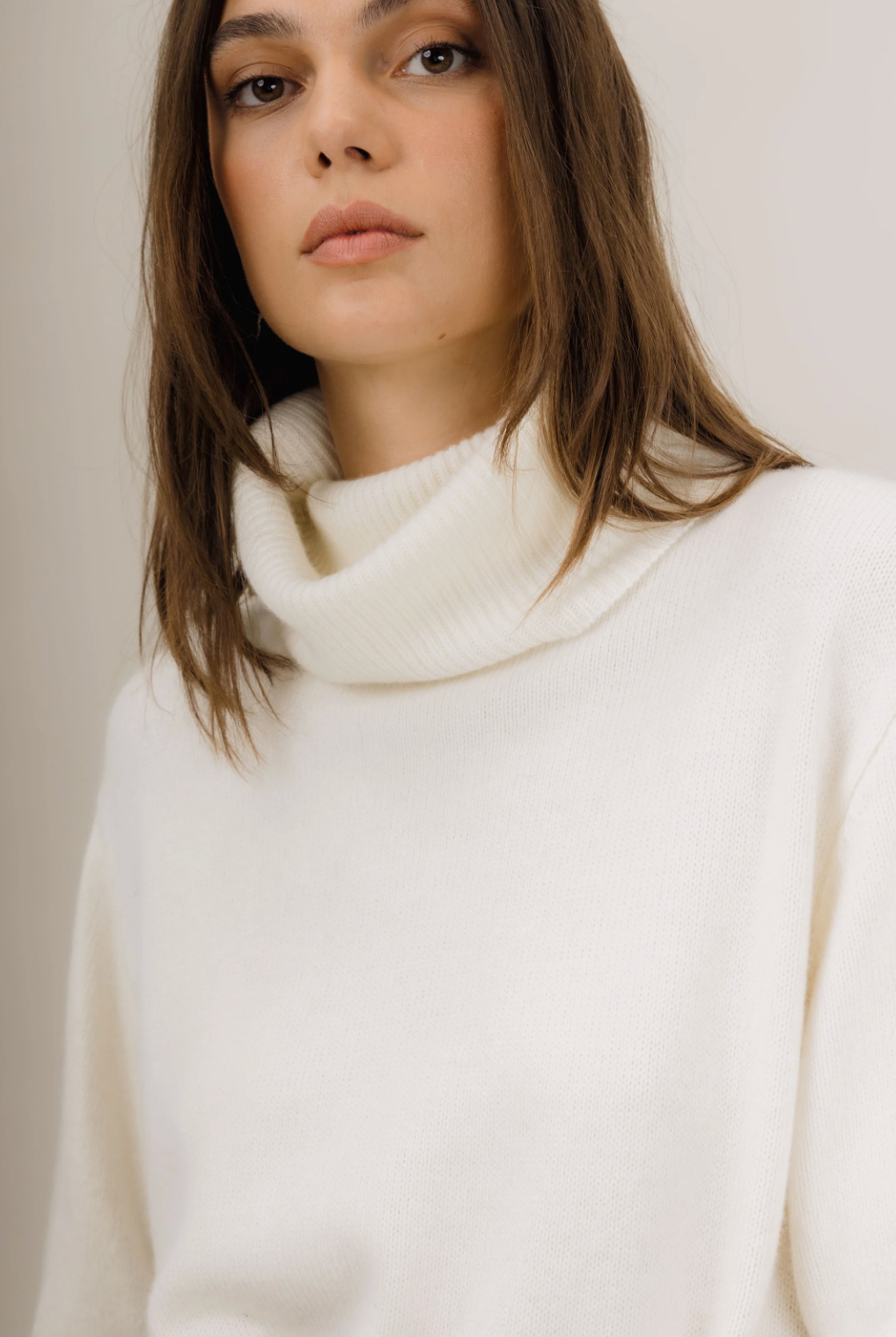 Arwyn SS Turtleneck