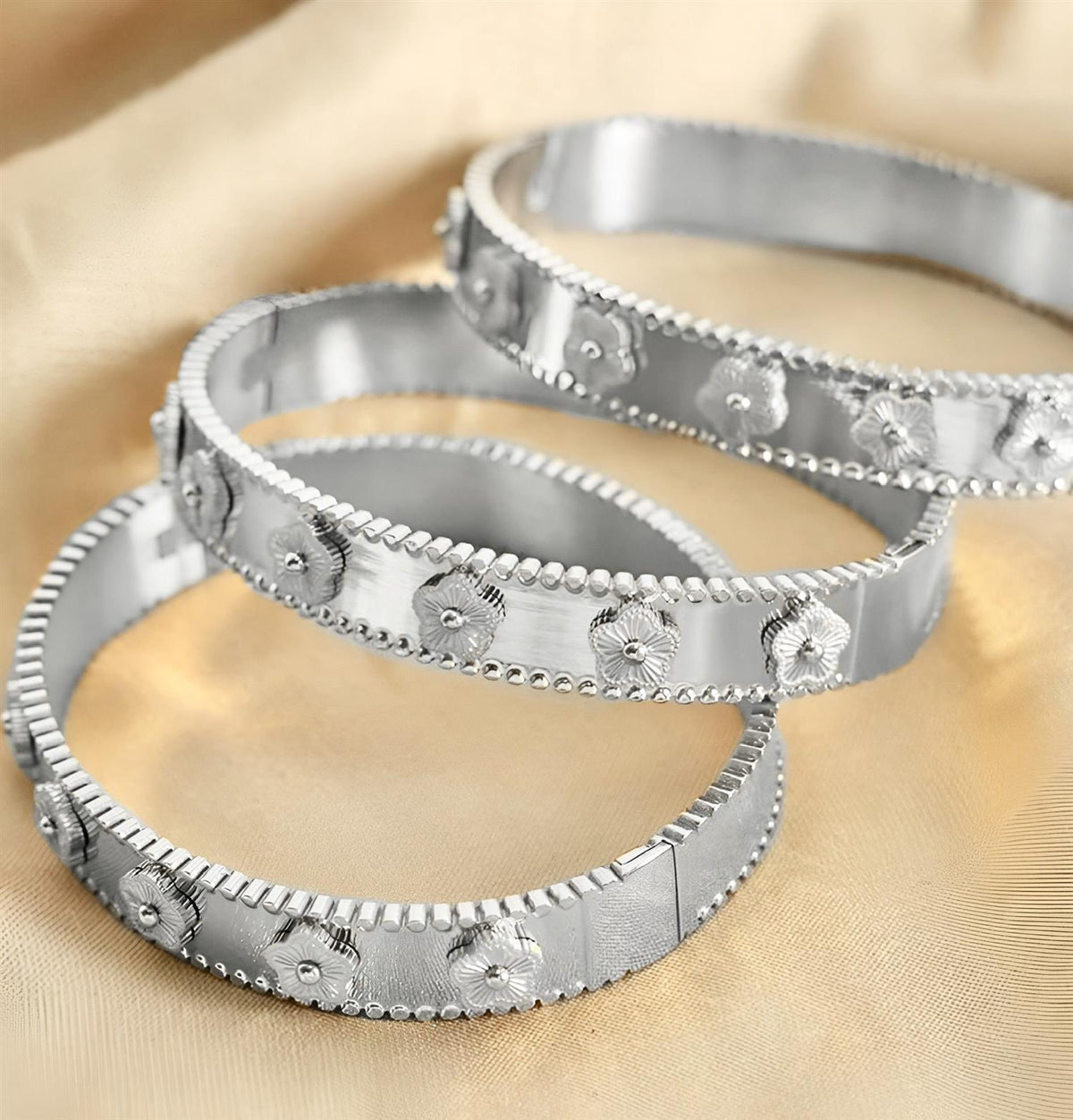 Flower Bangle Bracelet - Tilbehør