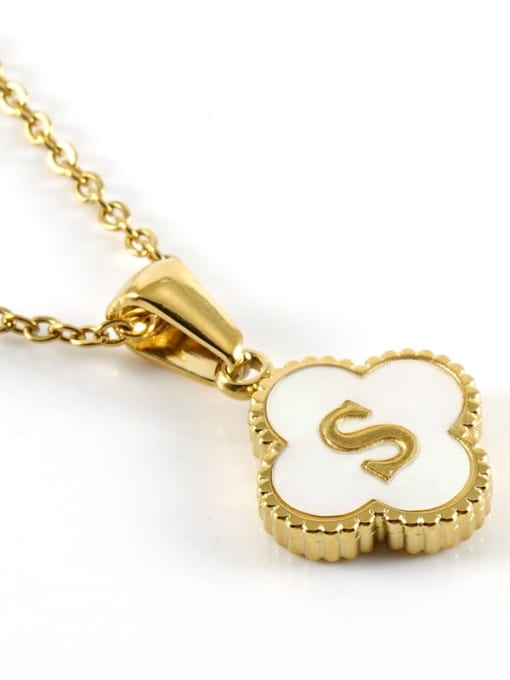 Four Leaf Letter Necklace - S - Tilbehør