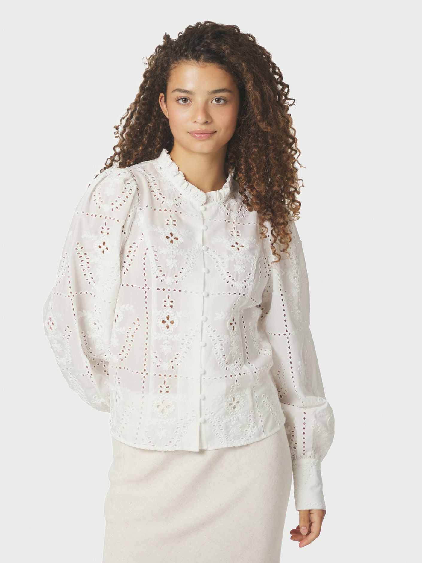 Gilda Embroidery Blouse - Overdeler