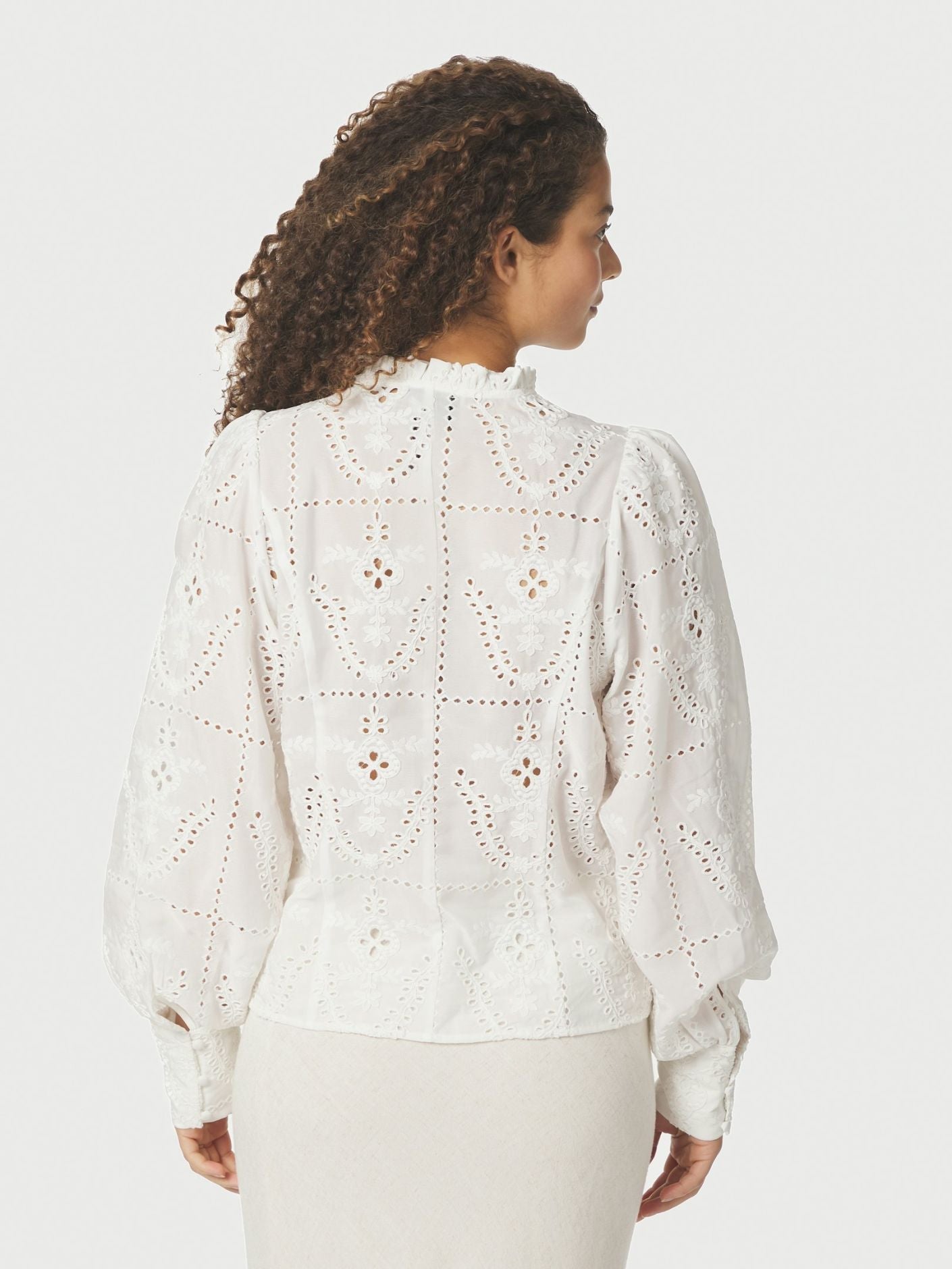Gilda Embroidery Blouse - Overdeler