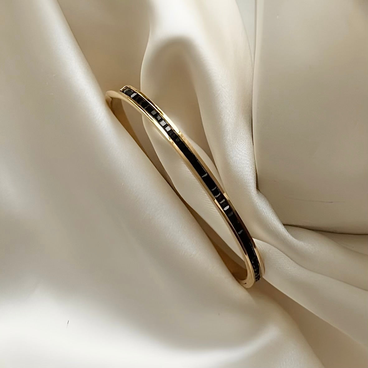 Hailey Bangle Bracelet Black Gold Tilbehør