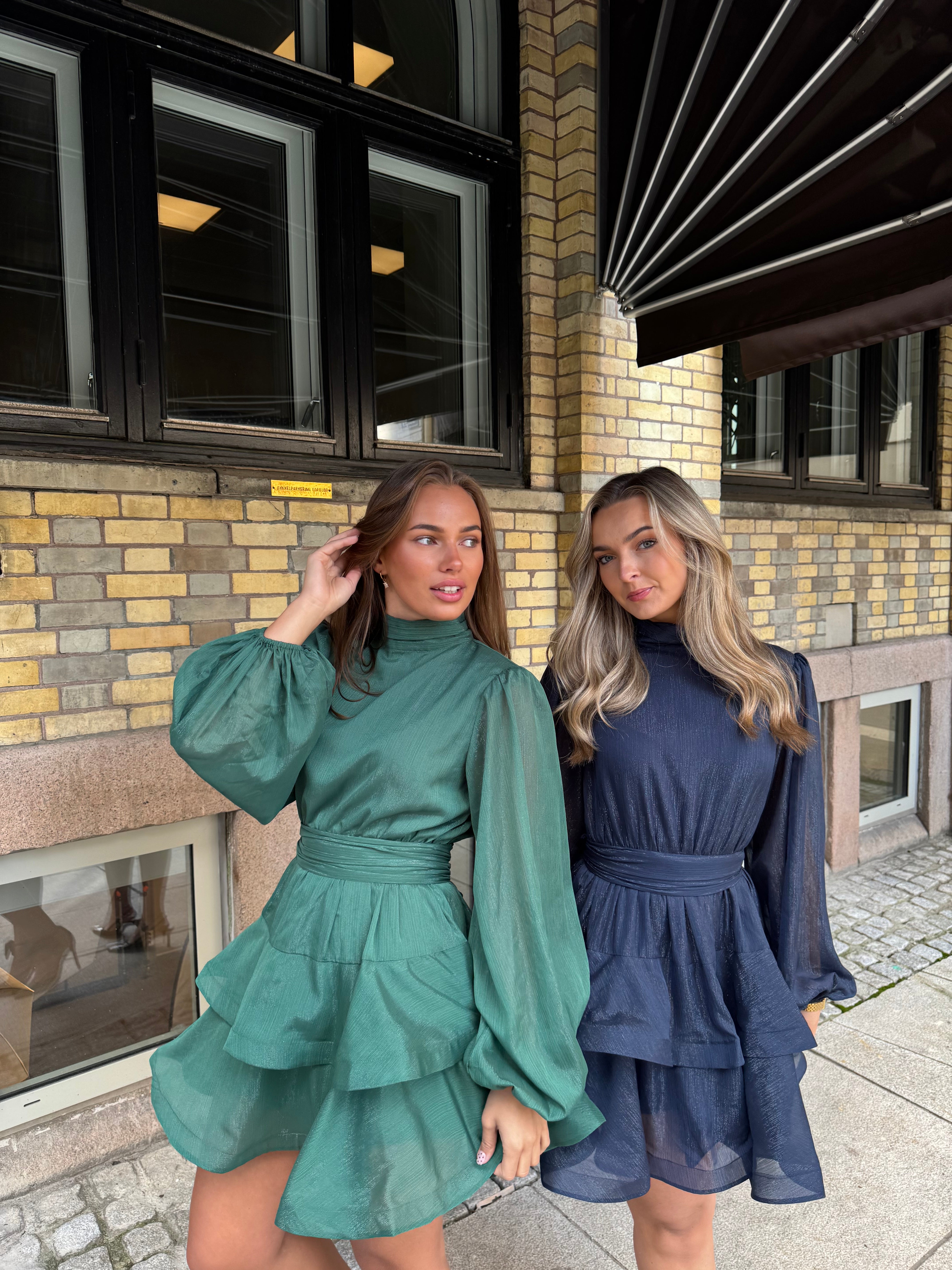 Kelly Minari Dress - Grain Marine - Kjoler