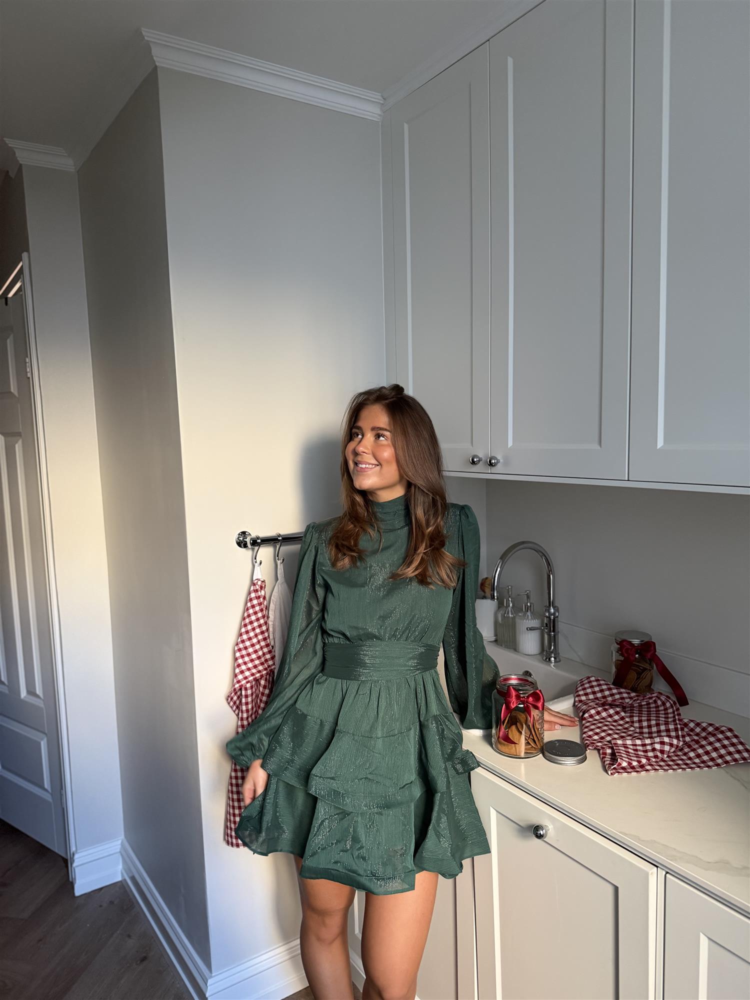 Kelly Minari Dress - Smaragd - Kjoler