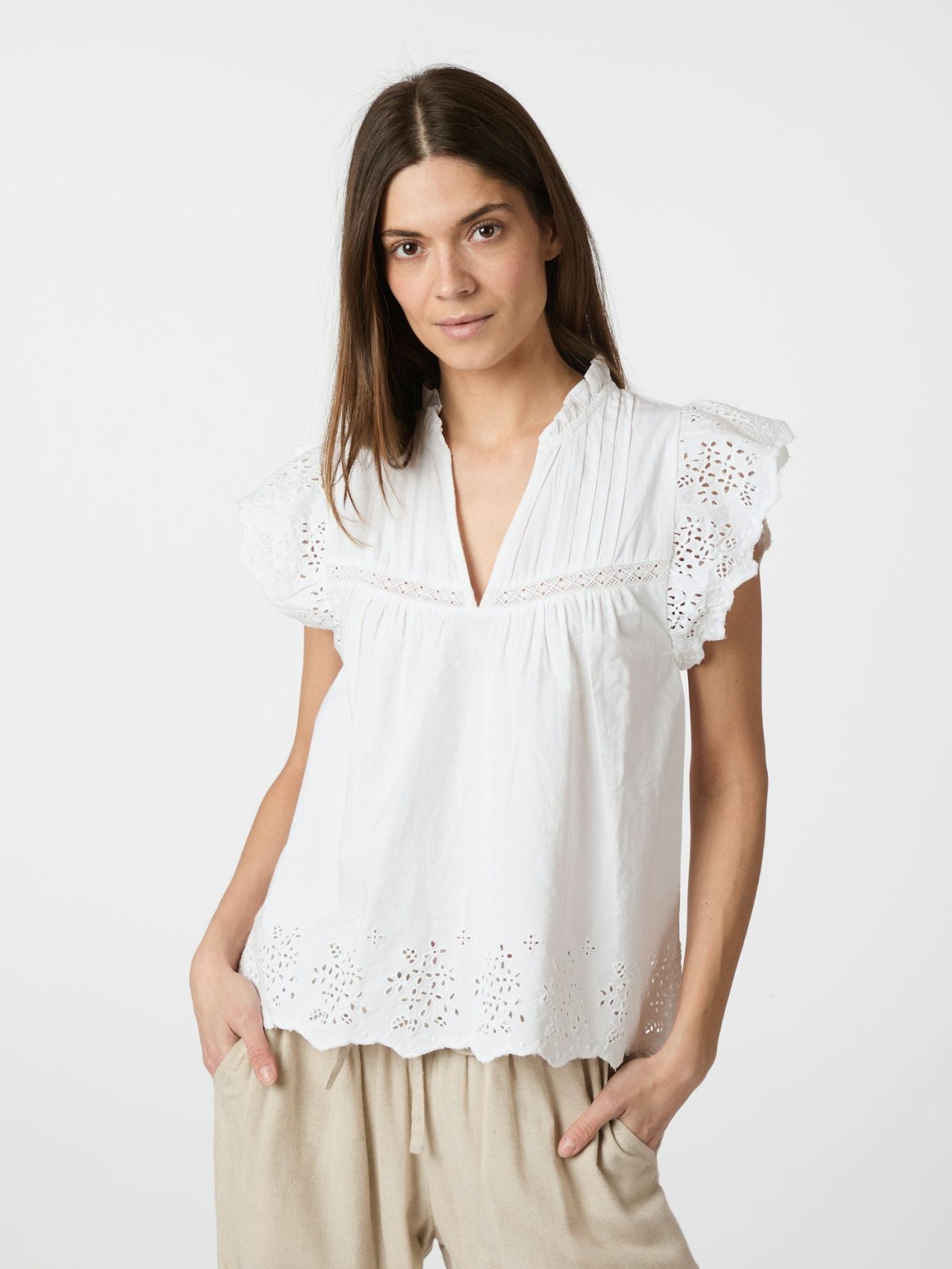 Kyoti Embroidery Top Overdeler