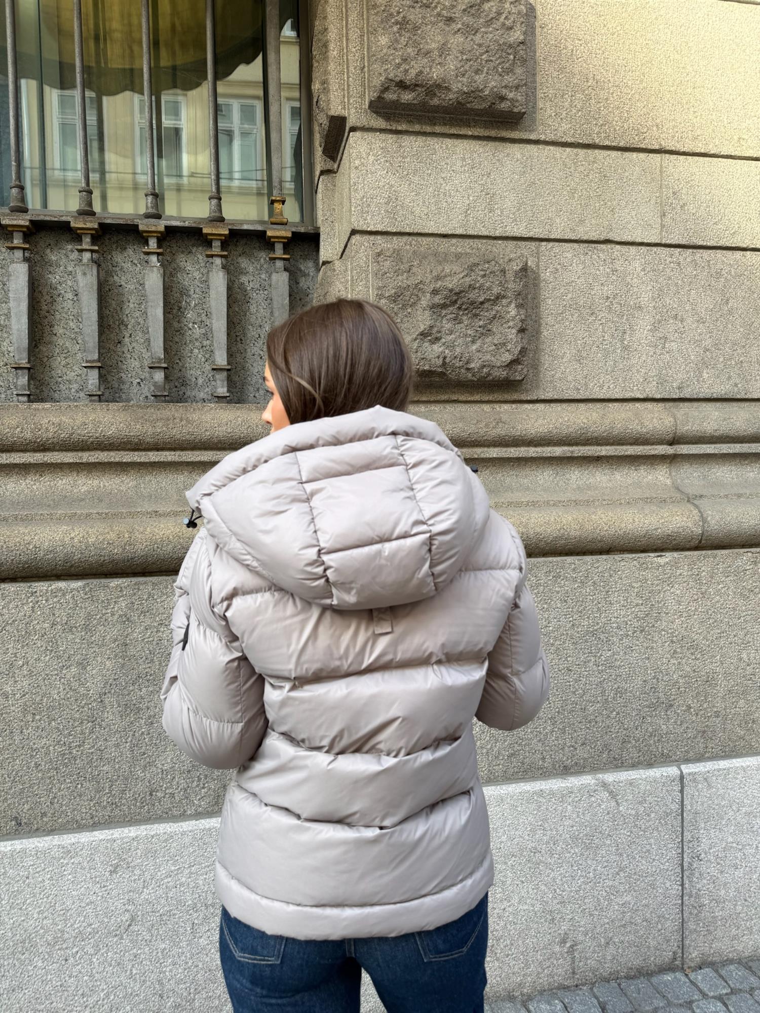 Leah Down Jacket Jakker