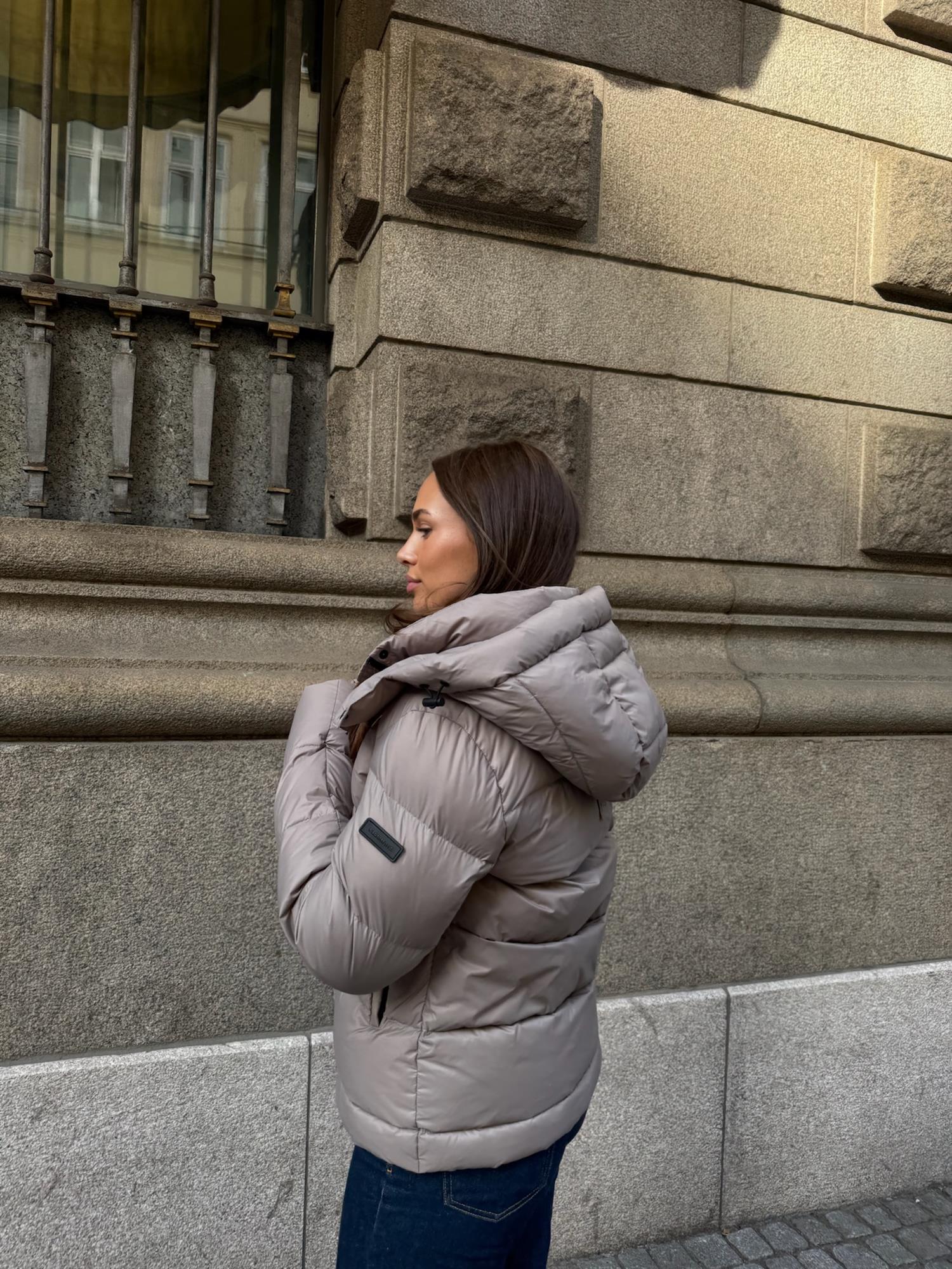 Leah Down Jacket Jakker