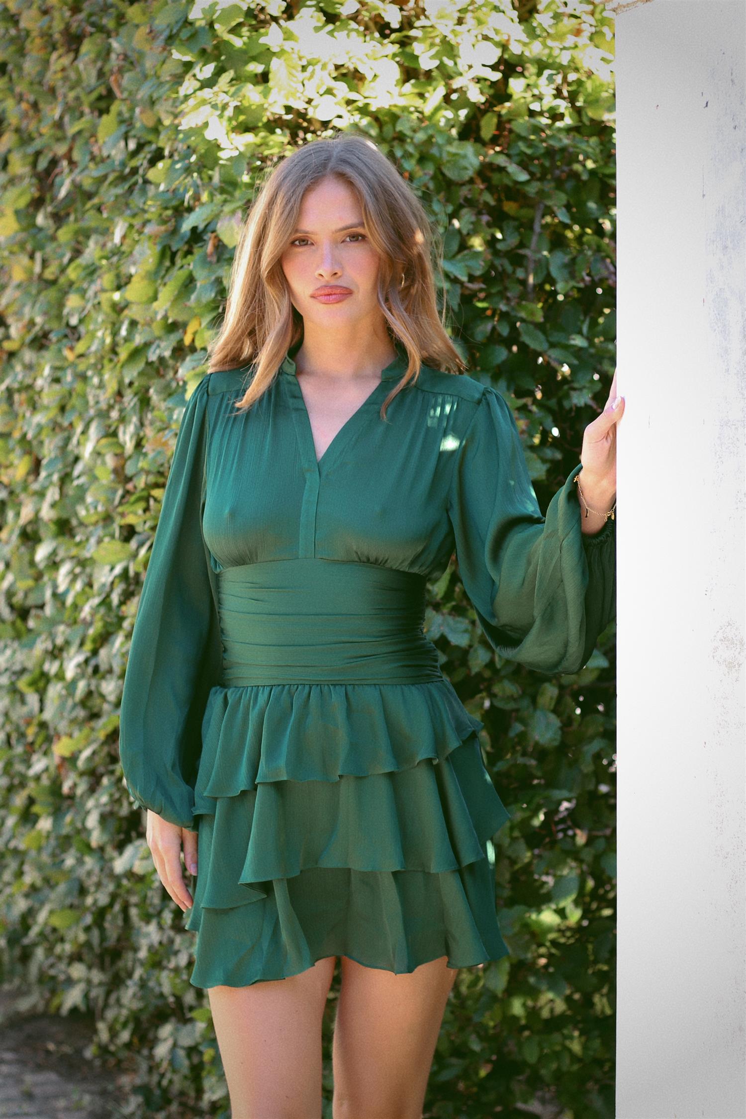 Nadine Belted Ruffle Dress - Kjoler