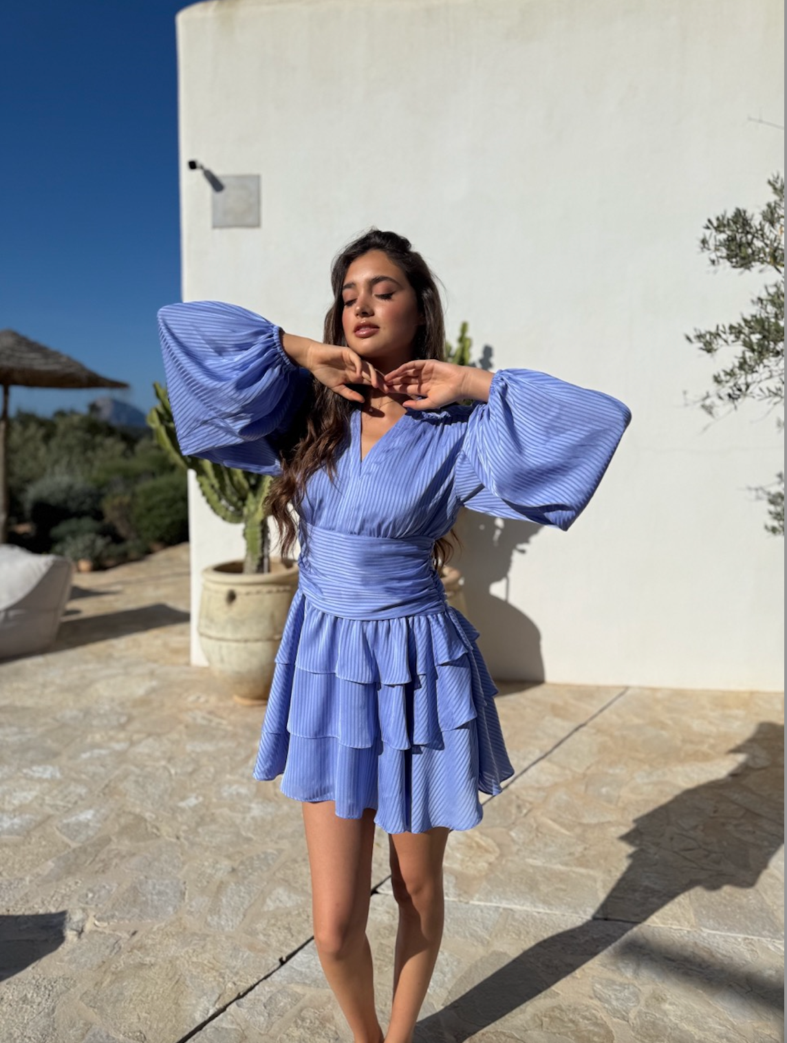 Nadine Belted Ruffle Dress - Ocean Waves - Kjoler