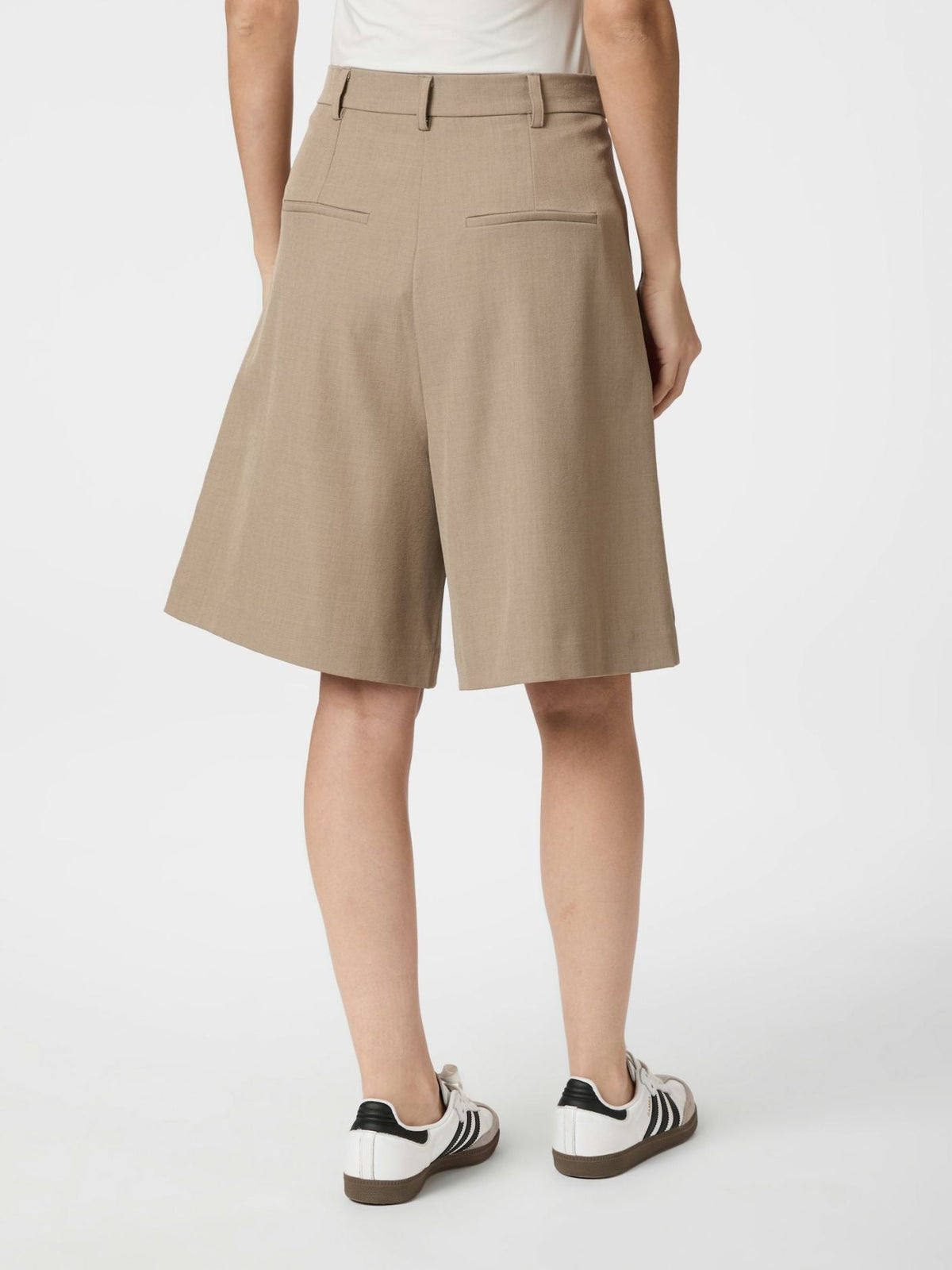 Nika Structure Bermuda Shorts - Shorts